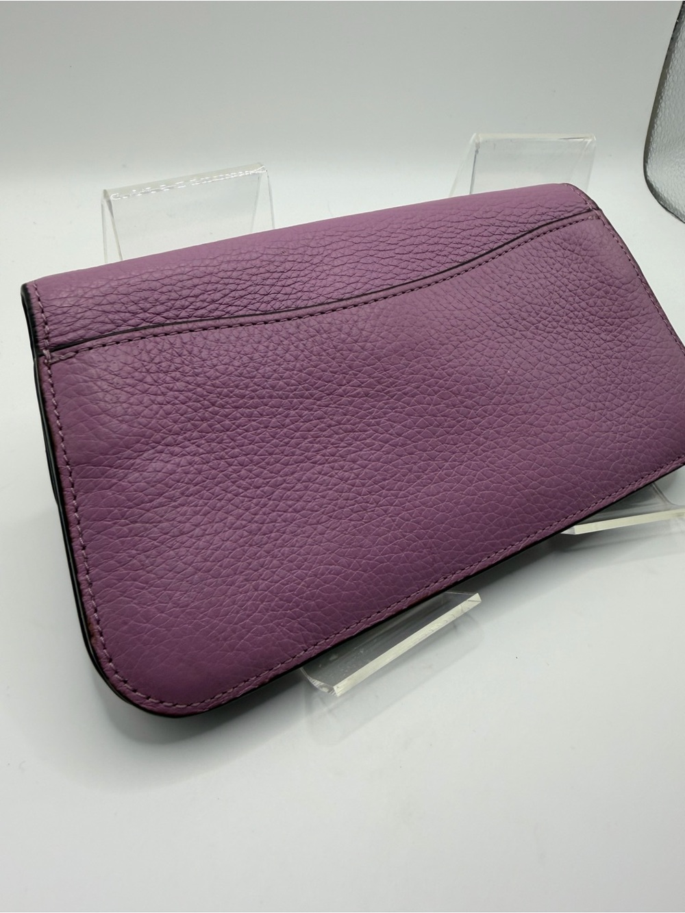 Coach Original Pebbled Leather Twist-Lock Wristlet Clutch in Violet Orchard - Picture 5 of 12